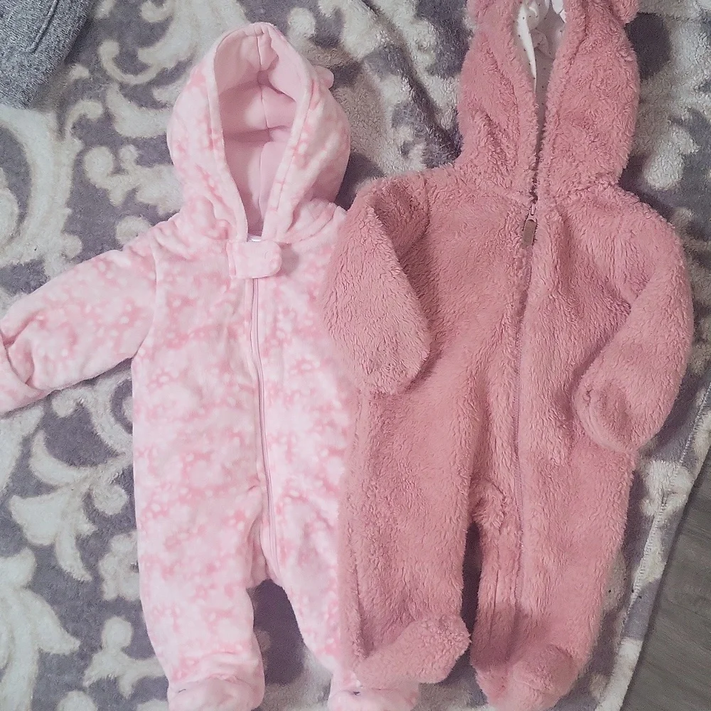 Baby Girl Lot.  Mostly 0-3/3m. Over 50 Items - Picture 2 of 9
